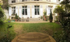 Grand style haussmanien à 7 min du Château! Chambre 21m2